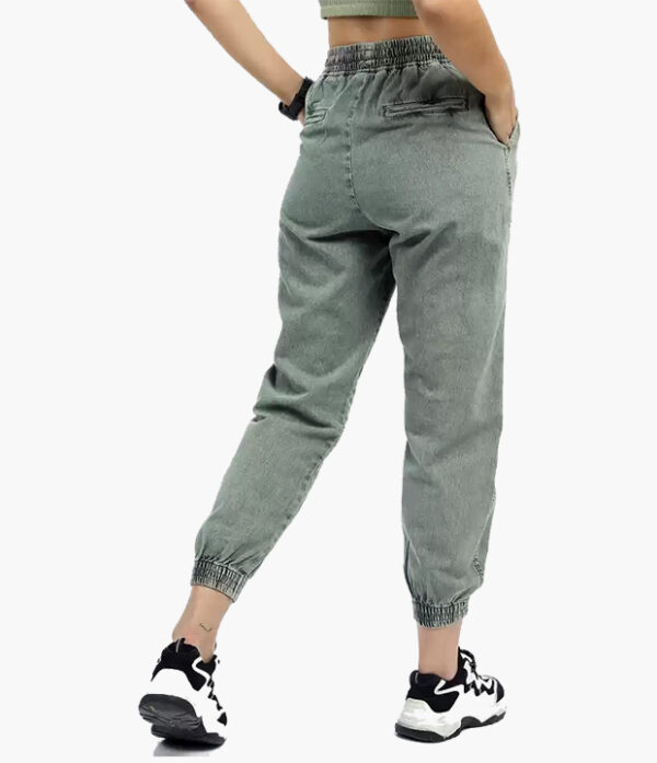 02 Jogger Fit Women